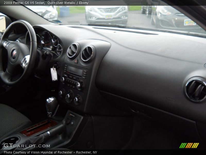 Quicksilver Metallic / Ebony 2009 Pontiac G6 V6 Sedan