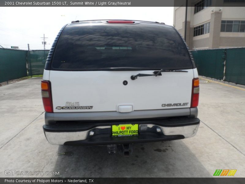 Summit White / Light Gray/Neutral 2001 Chevrolet Suburban 1500 LT