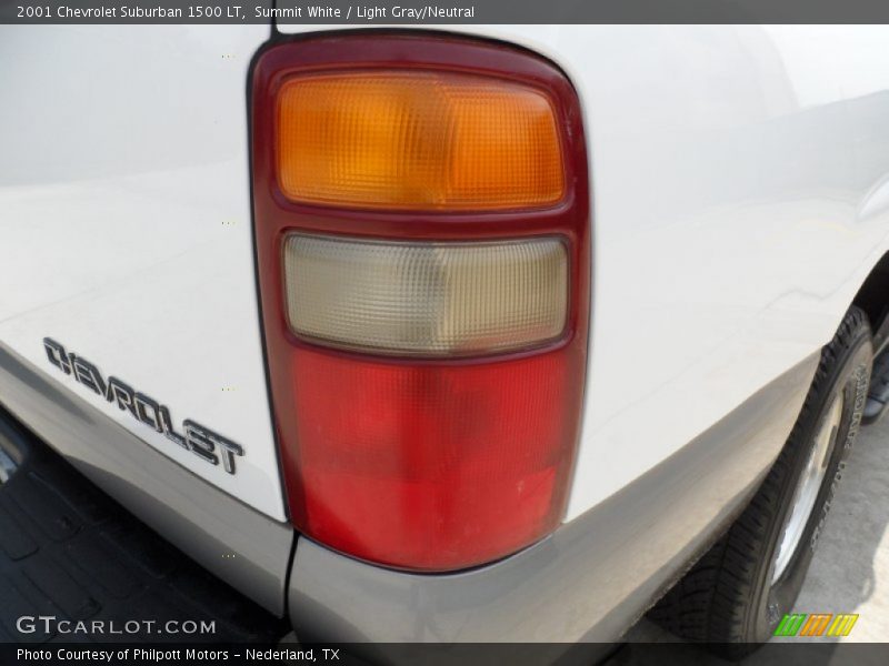 Summit White / Light Gray/Neutral 2001 Chevrolet Suburban 1500 LT