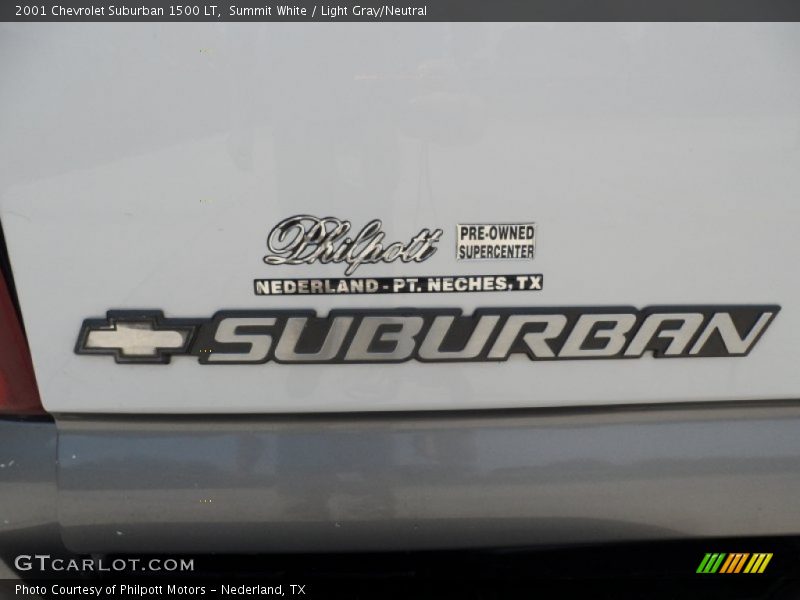 Summit White / Light Gray/Neutral 2001 Chevrolet Suburban 1500 LT