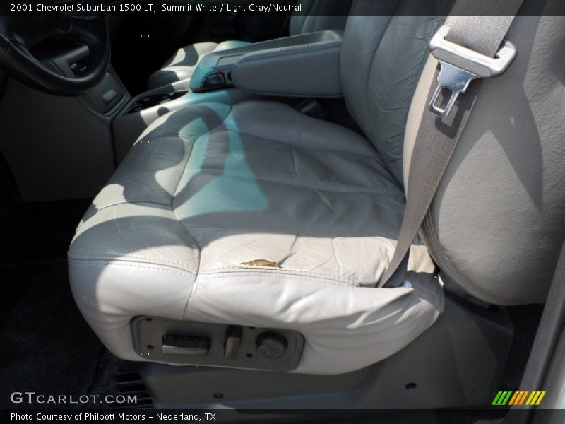 Summit White / Light Gray/Neutral 2001 Chevrolet Suburban 1500 LT