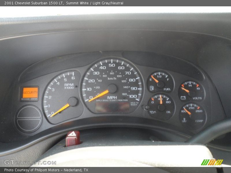 Summit White / Light Gray/Neutral 2001 Chevrolet Suburban 1500 LT
