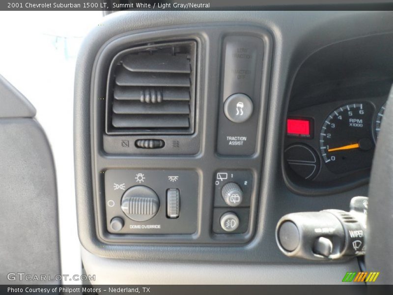 Summit White / Light Gray/Neutral 2001 Chevrolet Suburban 1500 LT