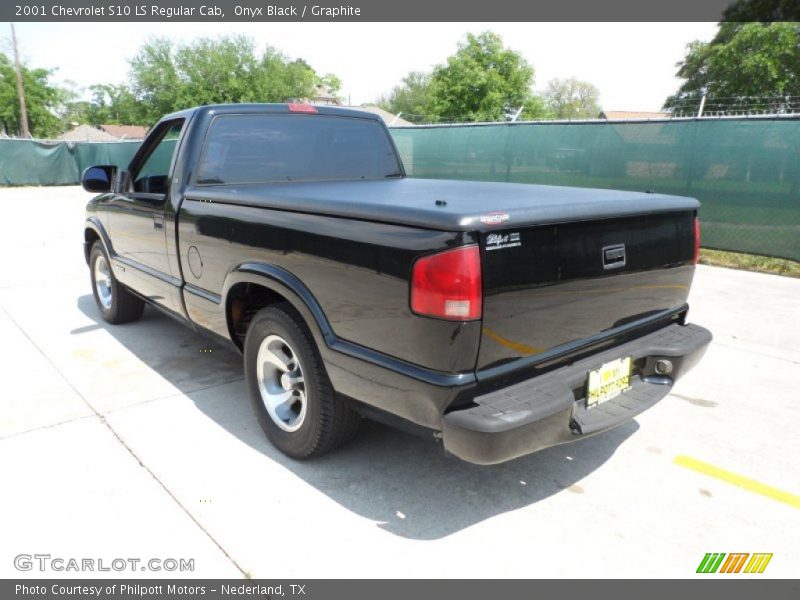 Onyx Black / Graphite 2001 Chevrolet S10 LS Regular Cab