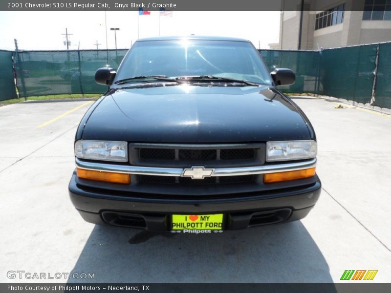Onyx Black / Graphite 2001 Chevrolet S10 LS Regular Cab