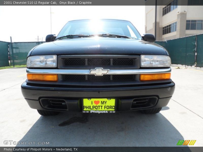 Onyx Black / Graphite 2001 Chevrolet S10 LS Regular Cab