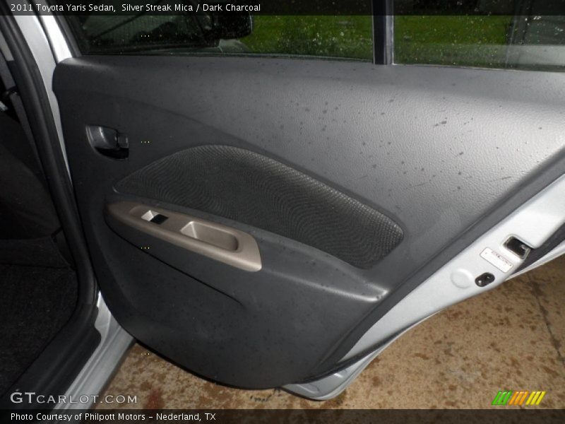 Silver Streak Mica / Dark Charcoal 2011 Toyota Yaris Sedan