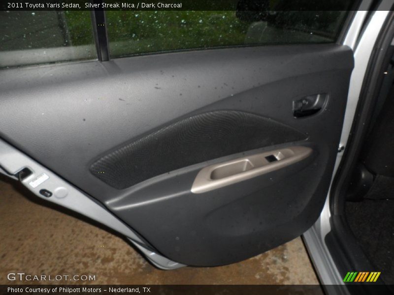 Silver Streak Mica / Dark Charcoal 2011 Toyota Yaris Sedan