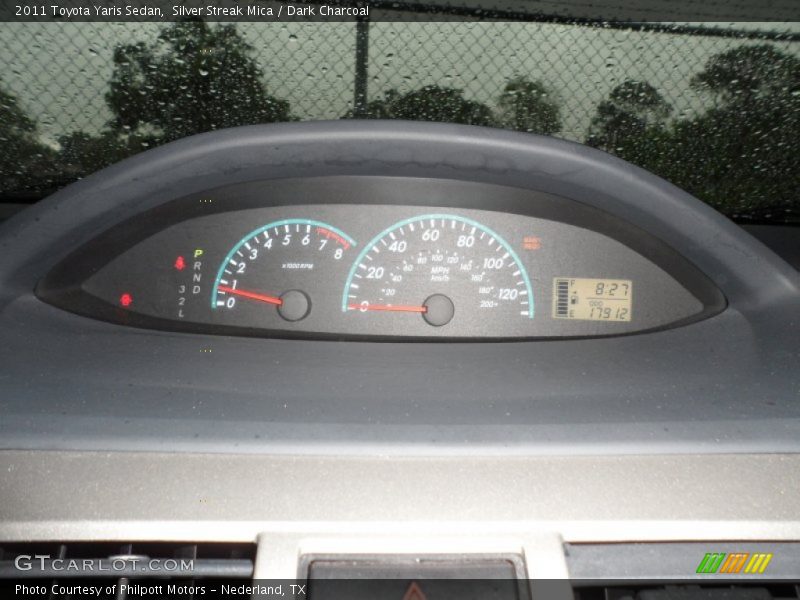 Silver Streak Mica / Dark Charcoal 2011 Toyota Yaris Sedan