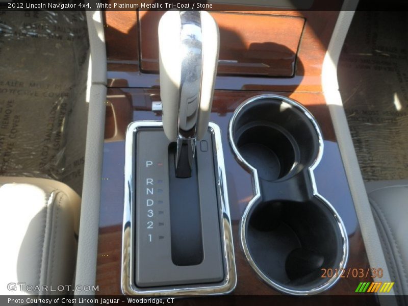  2012 Navigator 4x4 6 Speed Automatic Shifter
