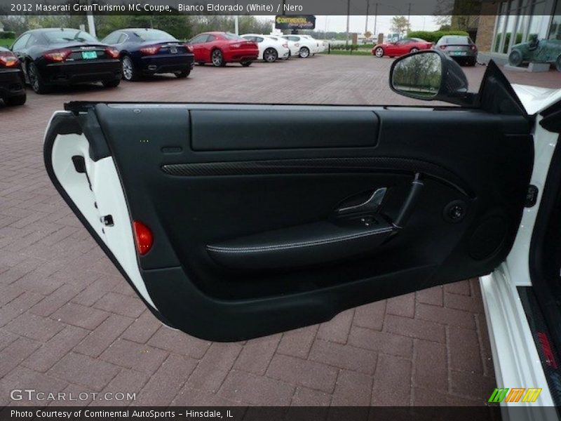 Bianco Eldorado (White) / Nero 2012 Maserati GranTurismo MC Coupe