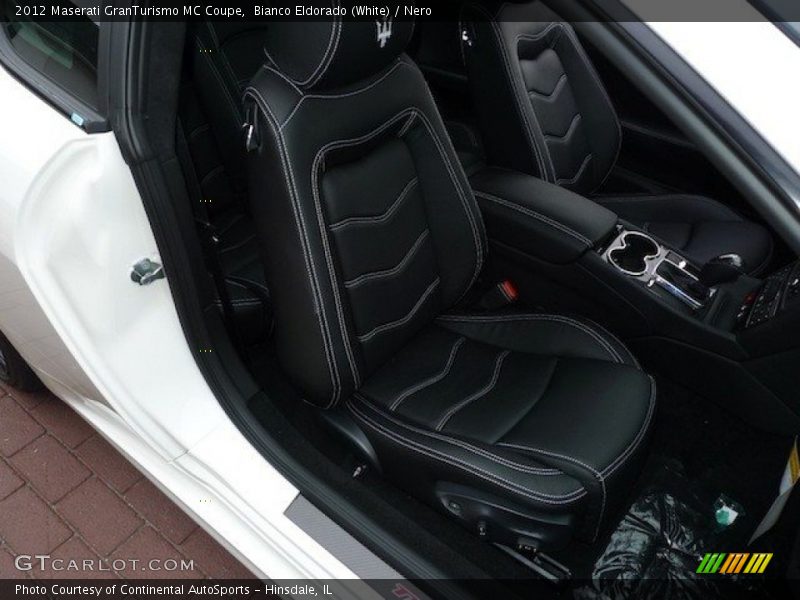 Bianco Eldorado (White) / Nero 2012 Maserati GranTurismo MC Coupe