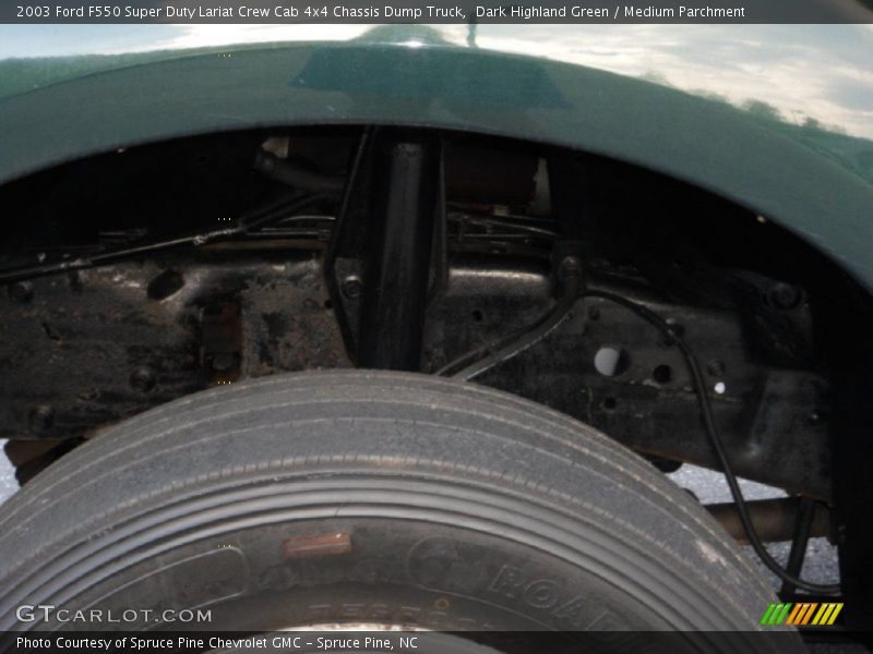 Dark Highland Green / Medium Parchment 2003 Ford F550 Super Duty Lariat Crew Cab 4x4 Chassis Dump Truck