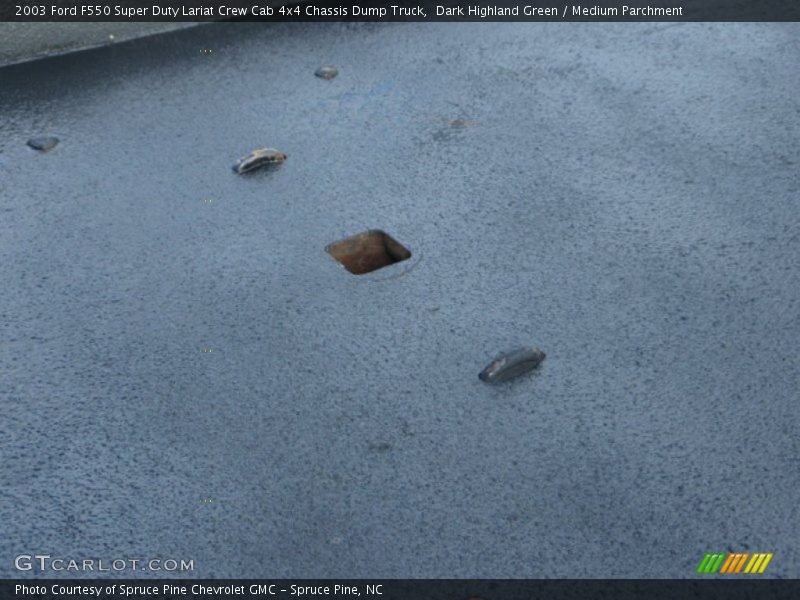 Dark Highland Green / Medium Parchment 2003 Ford F550 Super Duty Lariat Crew Cab 4x4 Chassis Dump Truck