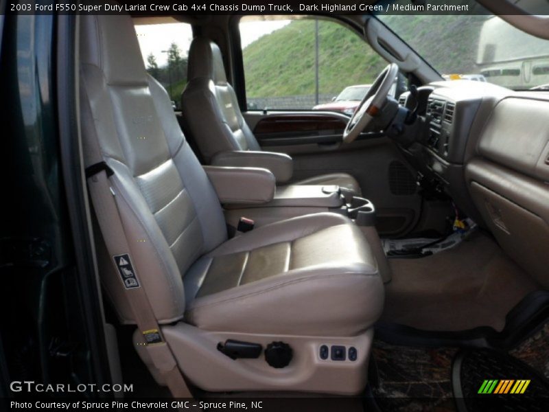  2003 F550 Super Duty Lariat Crew Cab 4x4 Chassis Dump Truck Medium Parchment Interior