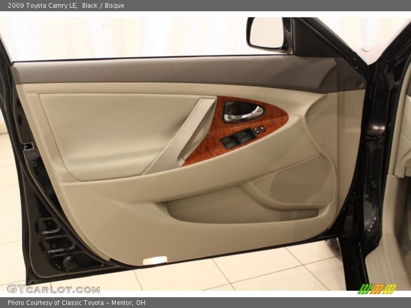 Black / Bisque 2009 Toyota Camry LE