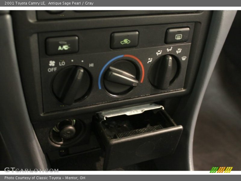 Antique Sage Pearl / Gray 2001 Toyota Camry LE