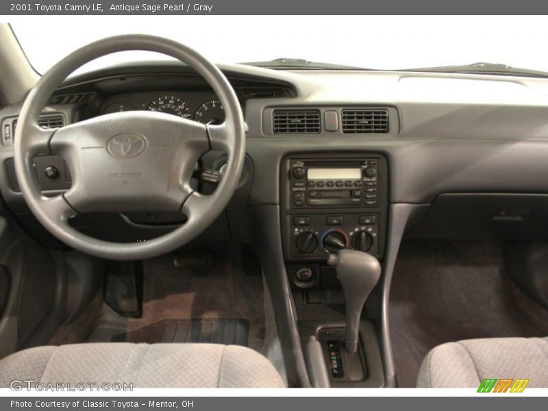 Antique Sage Pearl / Gray 2001 Toyota Camry LE