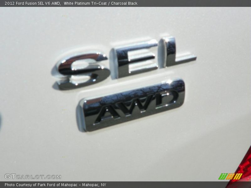 White Platinum Tri-Coat / Charcoal Black 2012 Ford Fusion SEL V6 AWD