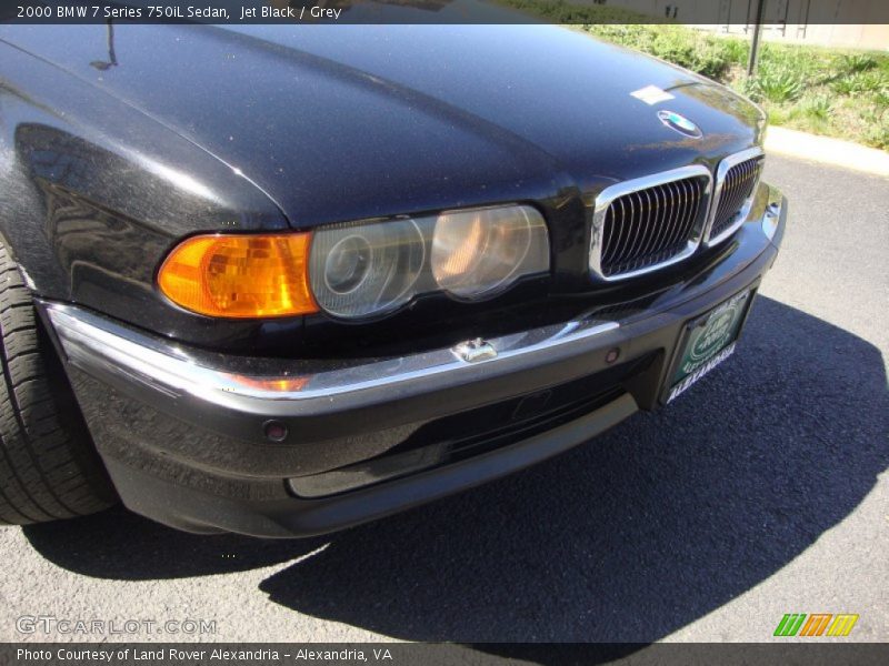 Jet Black / Grey 2000 BMW 7 Series 750iL Sedan