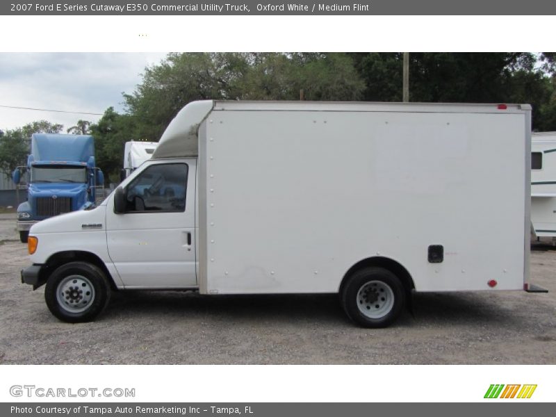 Oxford White / Medium Flint 2007 Ford E Series Cutaway E350 Commercial Utility Truck