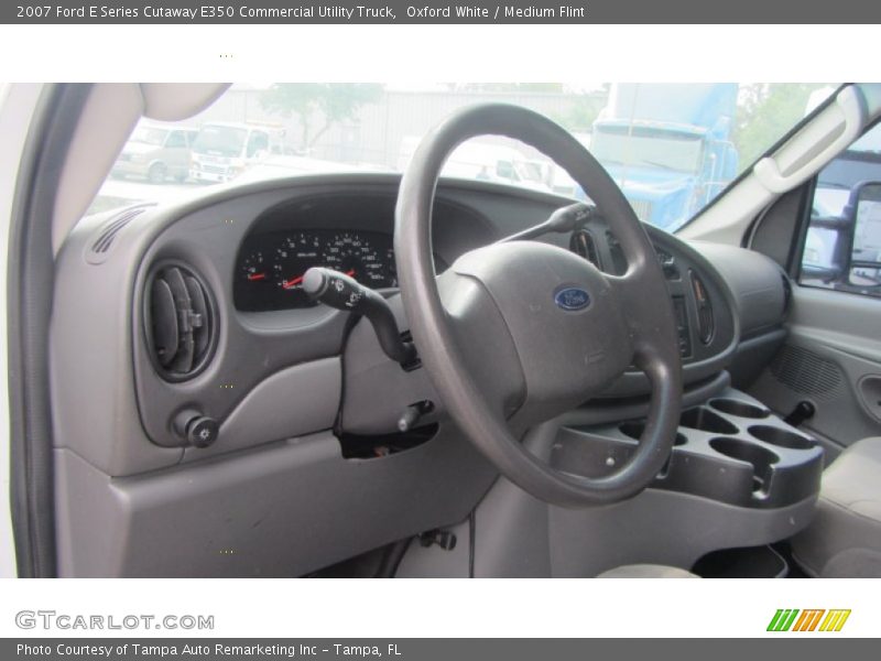 Oxford White / Medium Flint 2007 Ford E Series Cutaway E350 Commercial Utility Truck