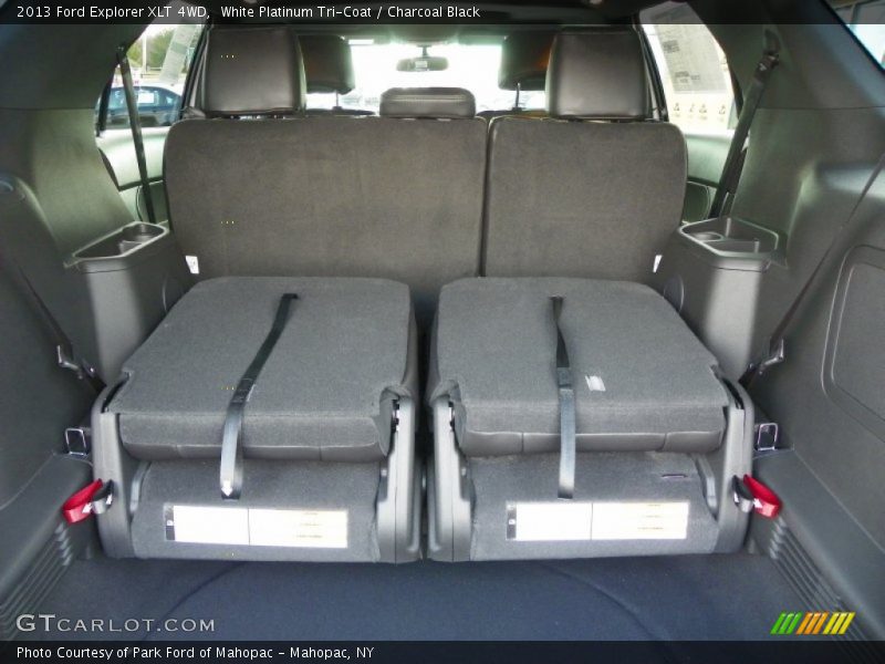  2013 Explorer XLT 4WD Trunk