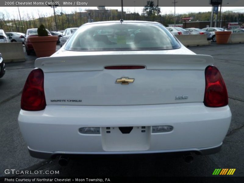 White / Ebony 2006 Chevrolet Monte Carlo SS