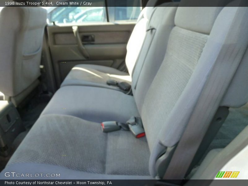 Cream White / Gray 1998 Isuzu Trooper S 4x4