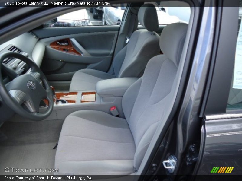 Magnetic Gray Metallic / Ash Gray 2010 Toyota Camry XLE