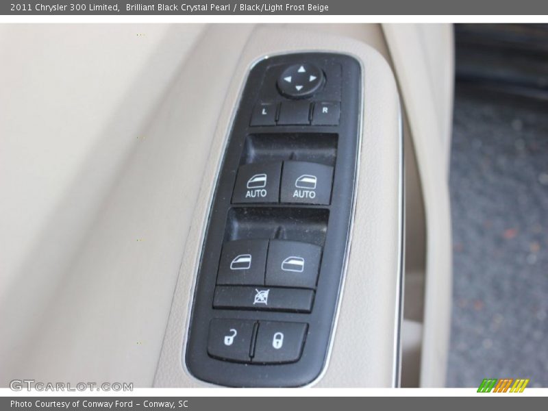 Brilliant Black Crystal Pearl / Black/Light Frost Beige 2011 Chrysler 300 Limited