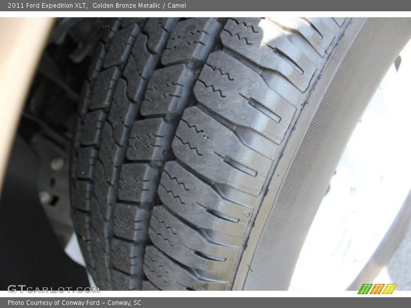 Golden Bronze Metallic / Camel 2011 Ford Expedition XLT