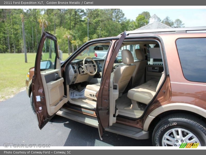 Golden Bronze Metallic / Camel 2011 Ford Expedition XLT