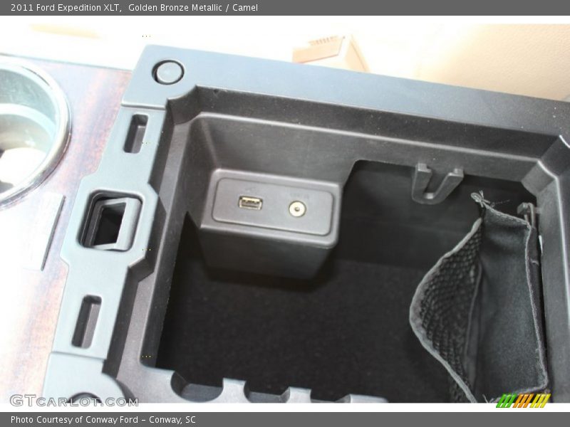 Golden Bronze Metallic / Camel 2011 Ford Expedition XLT