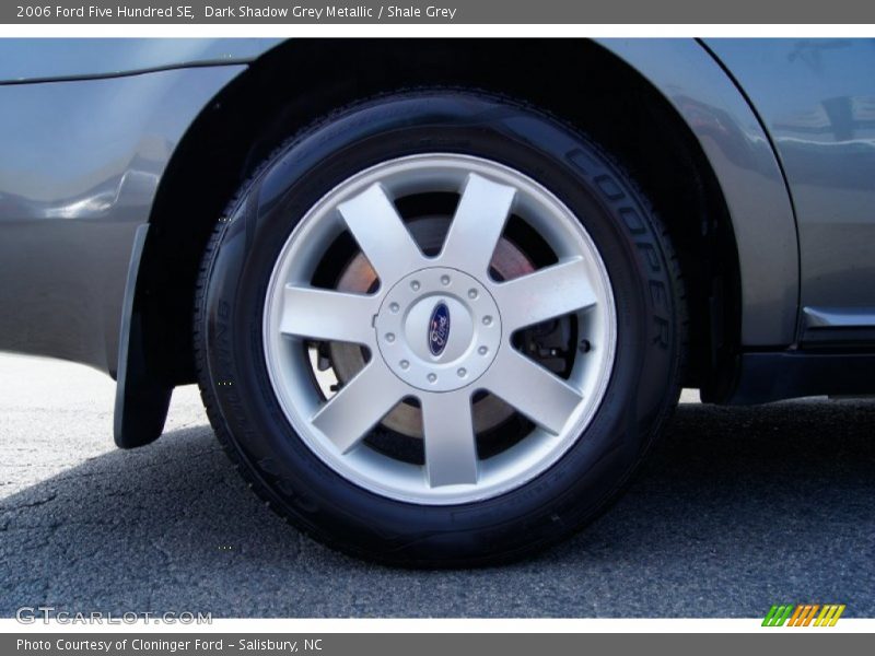 Dark Shadow Grey Metallic / Shale Grey 2006 Ford Five Hundred SE