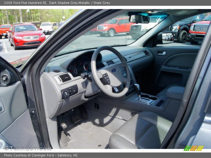 Dark Shadow Grey Metallic / Shale Grey 2006 Ford Five Hundred SE