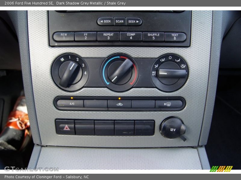 Dark Shadow Grey Metallic / Shale Grey 2006 Ford Five Hundred SE