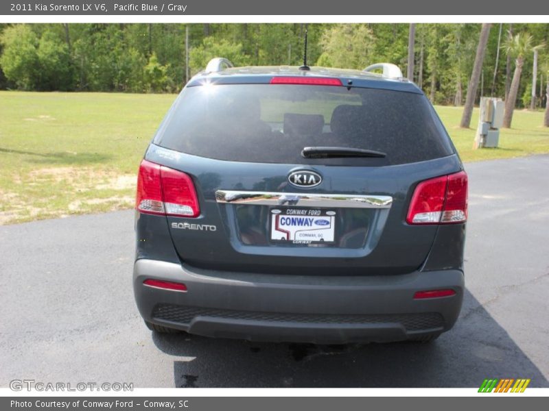 Pacific Blue / Gray 2011 Kia Sorento LX V6