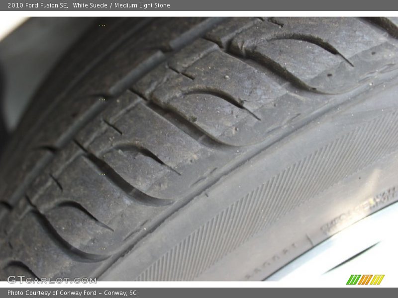 White Suede / Medium Light Stone 2010 Ford Fusion SE