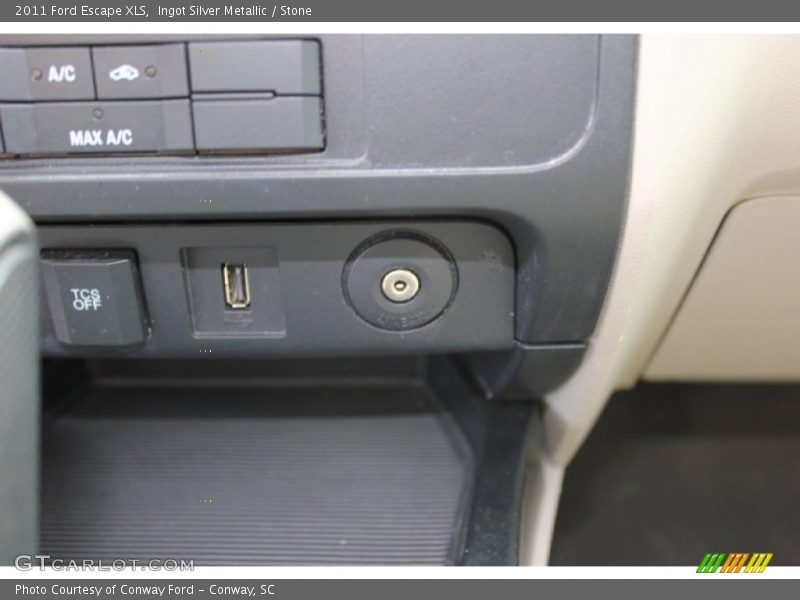 Ingot Silver Metallic / Stone 2011 Ford Escape XLS