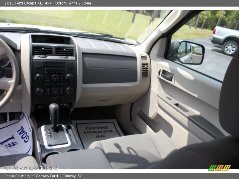 Oxford White / Stone 2011 Ford Escape XLS 4x4