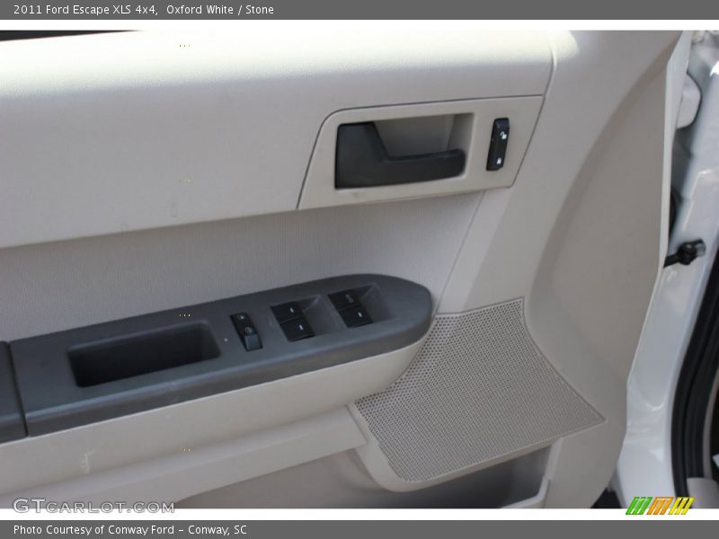 Oxford White / Stone 2011 Ford Escape XLS 4x4