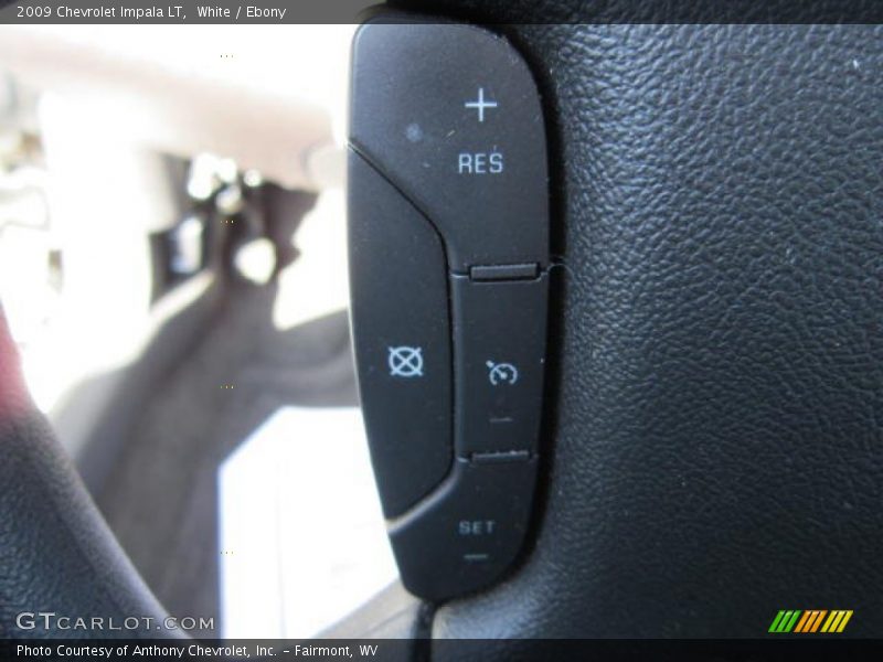 White / Ebony 2009 Chevrolet Impala LT