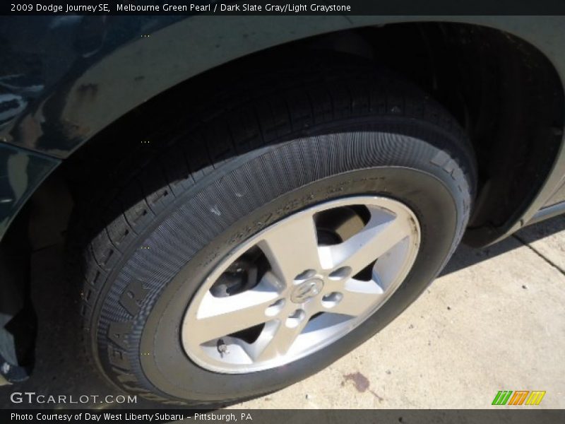 Melbourne Green Pearl / Dark Slate Gray/Light Graystone 2009 Dodge Journey SE