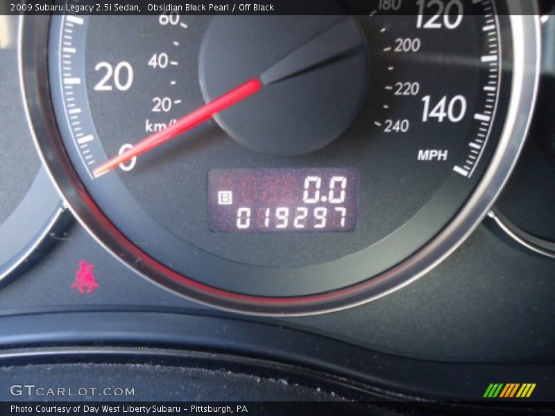 Obsidian Black Pearl / Off Black 2009 Subaru Legacy 2.5i Sedan