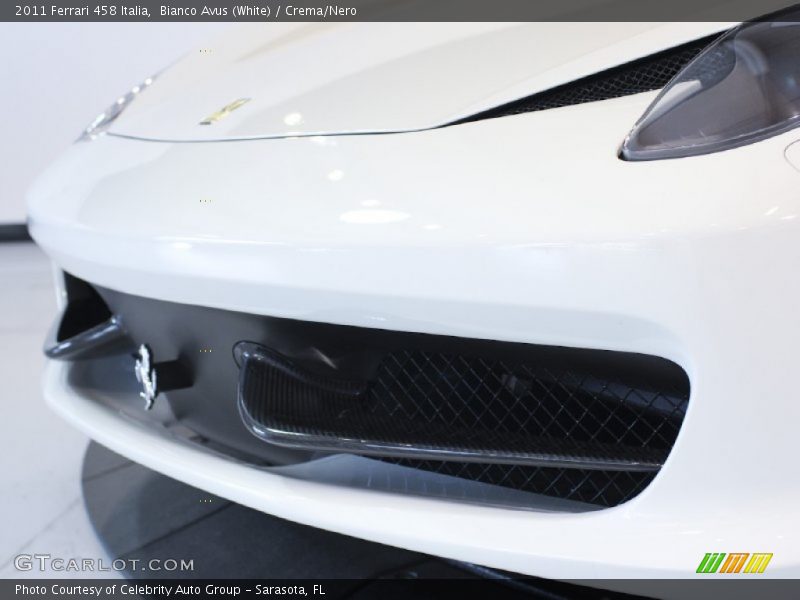 Bianco Avus (White) / Crema/Nero 2011 Ferrari 458 Italia