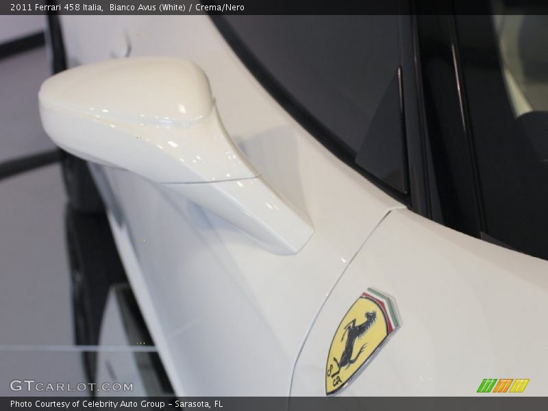 Bianco Avus (White) / Crema/Nero 2011 Ferrari 458 Italia