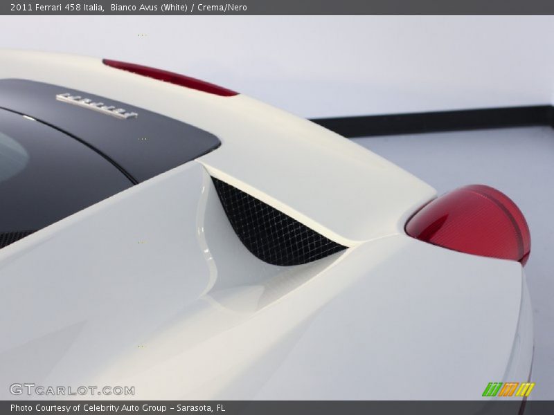 Bianco Avus (White) / Crema/Nero 2011 Ferrari 458 Italia