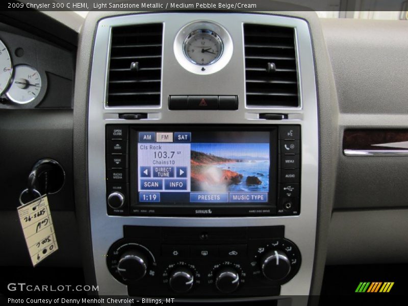 Light Sandstone Metallic / Medium Pebble Beige/Cream 2009 Chrysler 300 C HEMI