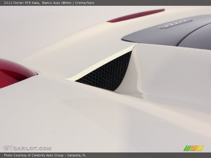 Bianco Avus (White) / Crema/Nero 2011 Ferrari 458 Italia